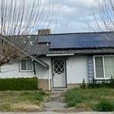 217 Cindy Ln, Coalinga, CA 93210