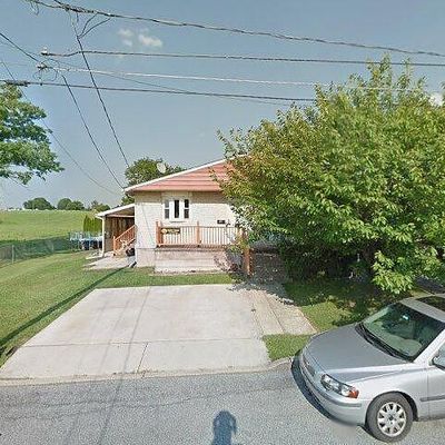 217 Washington Ave, Northampton, PA 18067