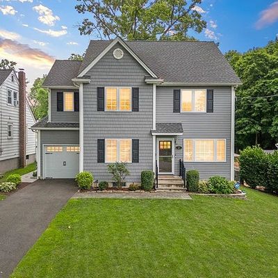 2 Vail St, Nutley, NJ 07110