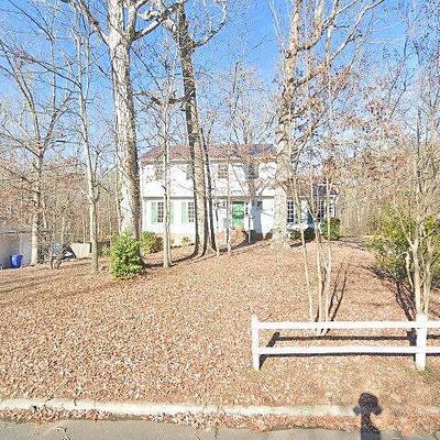 2003 Fireside Dr, Chapel Hill, NC 27517