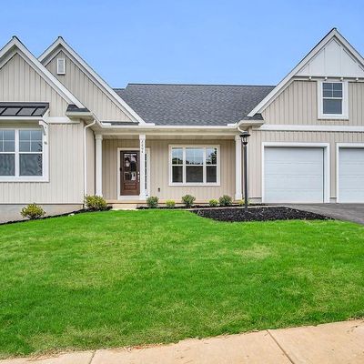 2004 N Fall Harvest Drive, Mechanicsburg, PA 17055