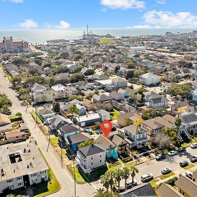 2005 Avenue M 1/2, Galveston, TX 77550