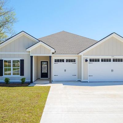 2005 Tottenham Drive, Hahira, GA 31632