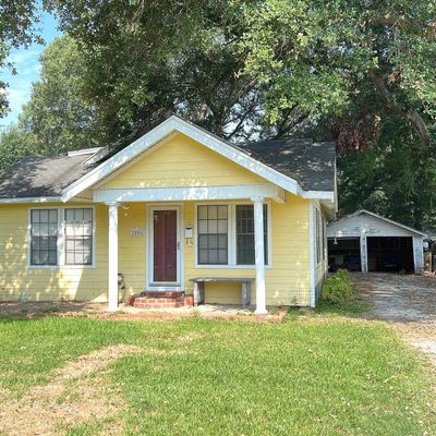 2006 10 Th St, Port Neches, TX 77651