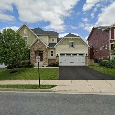 2006 Benton Way, Frederick, MD 21702