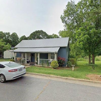 200 A W 10th St, Newton, NC 28658