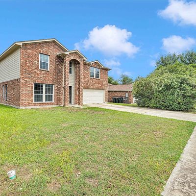 201 Primrose Blvd, Kyle, TX 78640