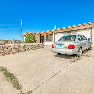 201 Pyrite Dr, El Paso, TX 79932