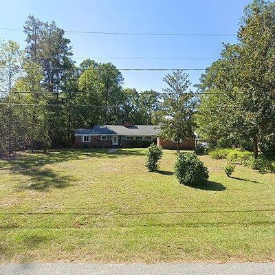 201 Robinhood Rd, Franklin, VA 23851