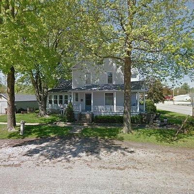 201 S Pearl St, Waverly, IL 62692