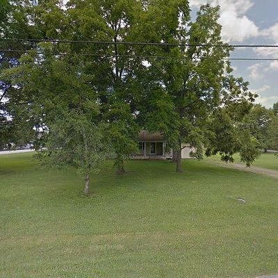 201 Spring St, Wartrace, TN 37183