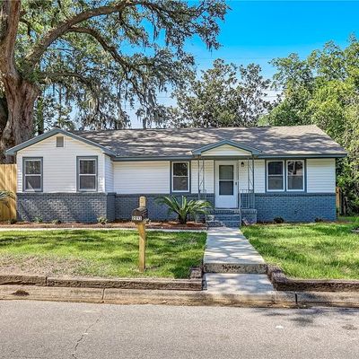 2013 E 58 Th St, Savannah, GA 31404