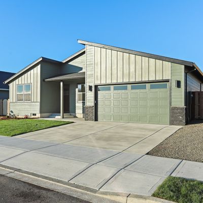 2013 E Badger Way, Lacenter, WA 98629