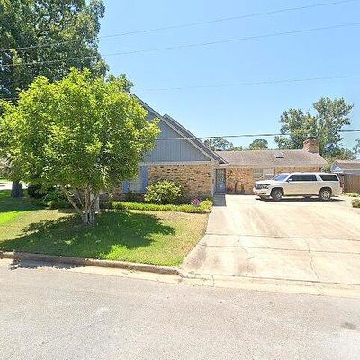 2013 Warwick Cir E, Longview, TX 75601