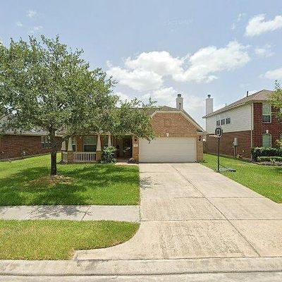 2017 Creek Shore Ln, Pearland, TX 77581