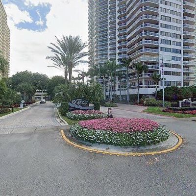 20185 E Country Club Dr Ph 6, Miami, FL 33180