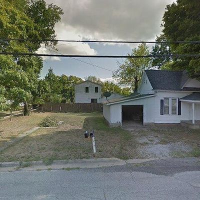 202 1/2 W Market St, Jonesboro, IL 62952