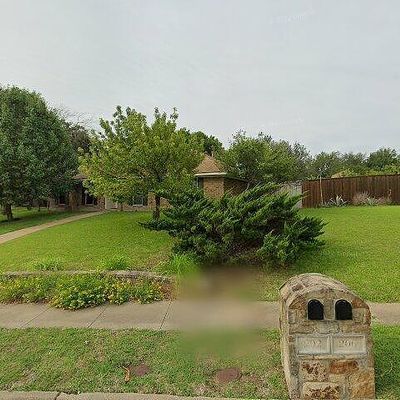 202 Biscay Dr, Garland, TX 75043