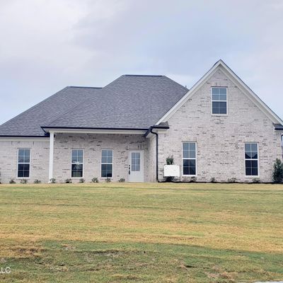 202 Cadet Drive, Senatobia, MS 38668