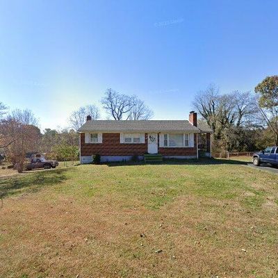 202 Wayne Dr, Lynchburg, VA 24502