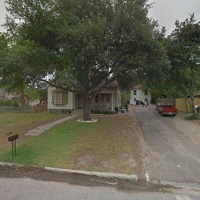 203 E Fannin St, Beeville, TX 78102