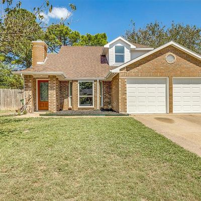 203 Ironbark Dr, Arlington, TX 76018