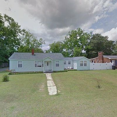 203 W Camellia Ave, Geneva, AL 36340