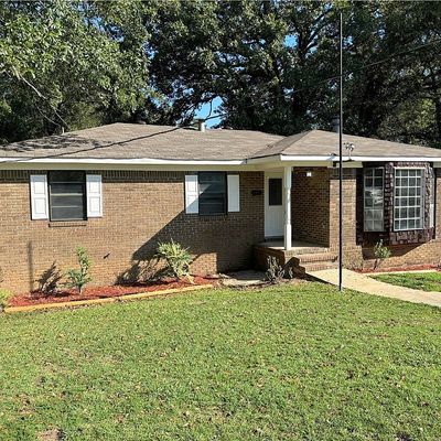 2032 Woodrow Drive, Birmingham, AL 35712