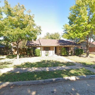 2034 Lewis Trl, Grand Prairie, TX 75052