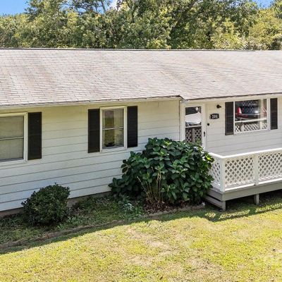 204 Cedar Hill Rd, Asheville, NC 28806