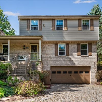 204 Mcintyre Ln, New Kensington, PA 15068