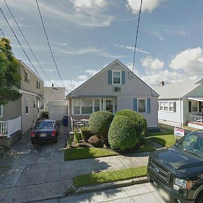 204 N Clarendon Ave, Margate City, NJ 08402