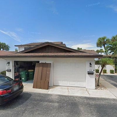 204 Queens Ct, Satellite Beach, FL 32937