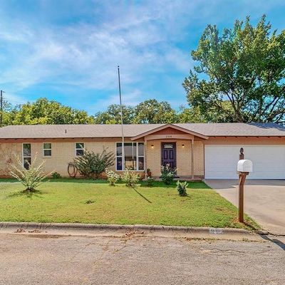 204 Pine St, Keene, TX 76059