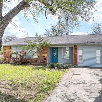 204 S Austin St, Rice, TX 75155