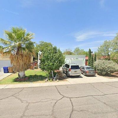 2041 Chateau Dr, Las Cruces, NM 88005