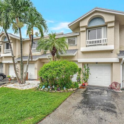 2043 Discovery Cir, Deerfield Beach, FL 33442