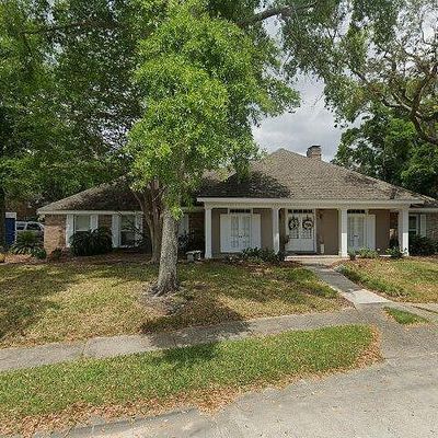 2044 Mauvilla Cv, Biloxi, MS 39531