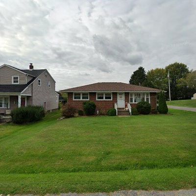 2046 Oak Dr, Ford City, PA 16226