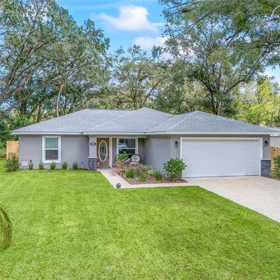 205 Brevard Ave, Lady Lake, FL 32159