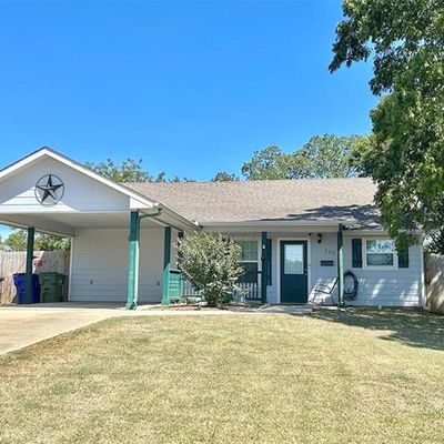 205 Chestnut St, Whitesboro, TX 76273