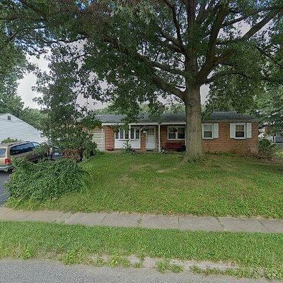 2270 Overlook Dr, Aston, PA 19014