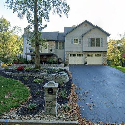 228 Creekwood Dr, Camp Hill, PA 17011