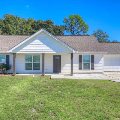 228 Lakefront Cir, Summerdale, AL 36580