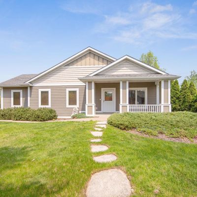 2288 Greenwood Valley Dr, River Falls, WI 54022