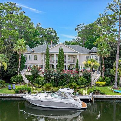 23 Bridgetown Rd, Hilton Head Island, SC 29928