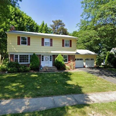 23 Fairview Pl, Montclair, NJ 07043