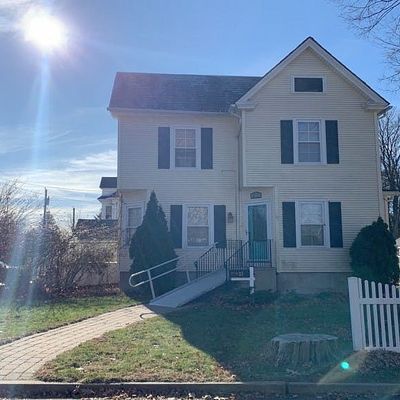 23 Hancock St, Westfield, MA 01085