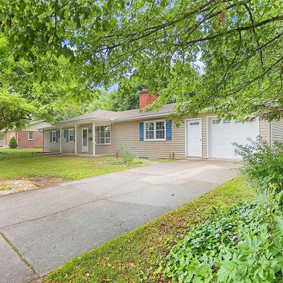 230 Ewell Ave, Gettysburg, PA 17325