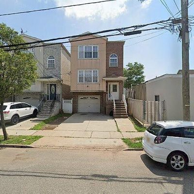 230 Geneva St, Elizabethport, NJ 07206